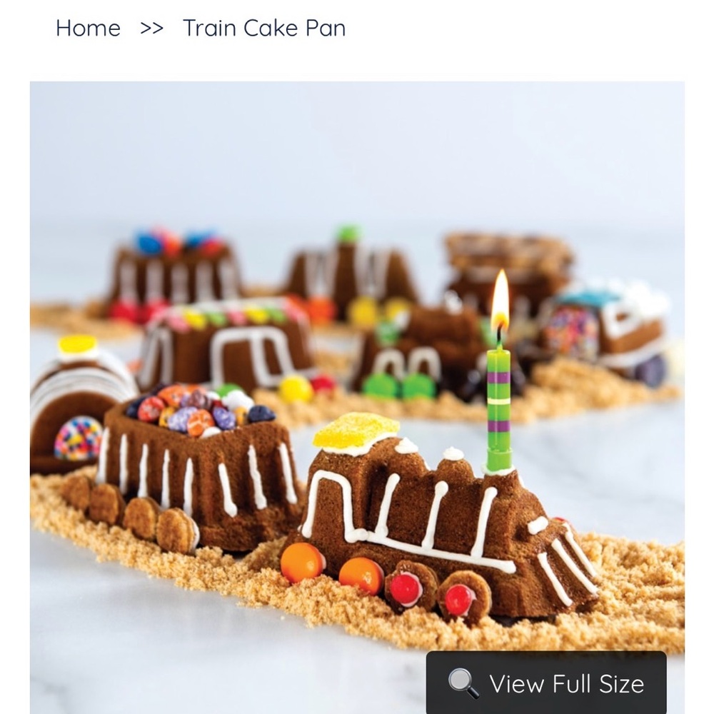 Nordicware Train Cake Pan - Picture 4 of 5